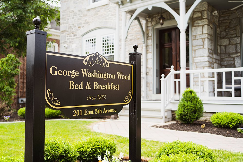 George Washington Wood Bed & Breakfast sign
